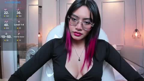 Azura online show from 5, 3, 2025