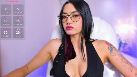 Snapshot of azurakindong chatting on 11, 6, 2026 Azura online show from 11, 6, 2026