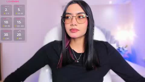 Snapshot of azurakindong chatting on 13, 6, 2026 Azura online show from 13, 6, 2026