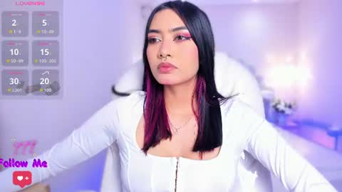 Snapshot of azurakindong chatting on 19, 6, 2026 Azura online show from 19, 6, 2026