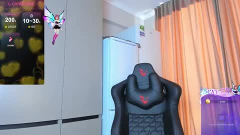 azure_moon online show from 5, 3, 2025