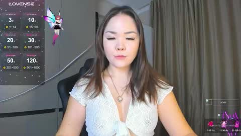 azure_moon online show from 2, 12, 2025