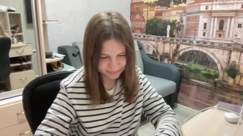 Snapshot of azzieheberly chatting on 9, 6, 2026 Niki online show from 9, 6, 2026