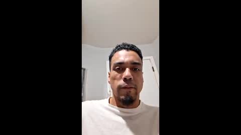 Snapshot of b4_i_die_2ma chatting on 18, 3, 2026 b4_i_die_2ma online show from 18, 3, 2026