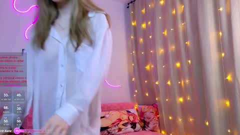 b4by_emilia online show from 5, 3, 2026