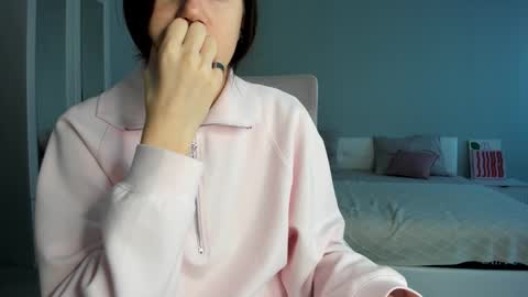 Monica online show from 17, 9, 2025