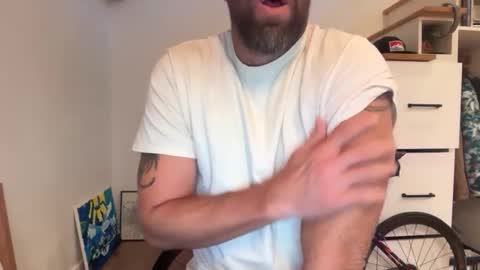 Snapshot of babeheater chatting on 1, 12, 2025 babeheater online show from 1, 12, 2025