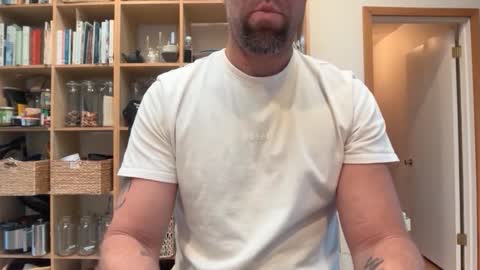 Snapshot of babeheater chatting on 20, 12, 2025 babeheater online show from 20, 12, 2025