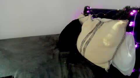 Snapshot of babielynn chatting on 17, 12, 2025 BabieLynn online show from 17, 12, 2025