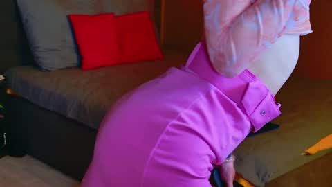 baby1cute1face online show from 2, 5, 2026