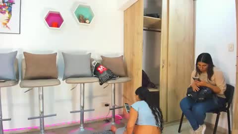 hotgirls online show from 3, 3, 2025