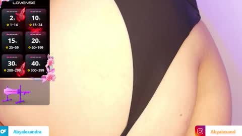 Snapshot of baby_alexx chatting on 25, 10, 2025 Alexandra followme on instragram abyalexand online show from 25, 10, 2025