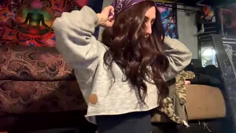 Snapshot of baby_buddha chatting on 8, 12, 2024 baby buddha online show from 8, 12, 2024