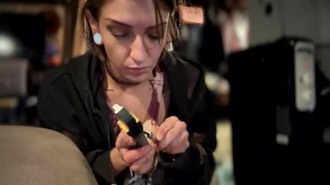 Snapshot of baby_buddha chatting on 17, 12, 2024 baby buddha online show from 17, 12, 2024