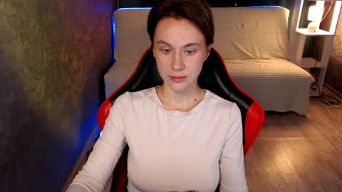 baby_kitte online show from 8, 8, 2026