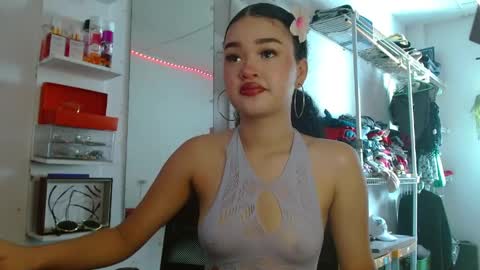 Snapshot of babybombom08 chatting on 1, 6, 2026 babybombom08 online show from 1, 6, 2026