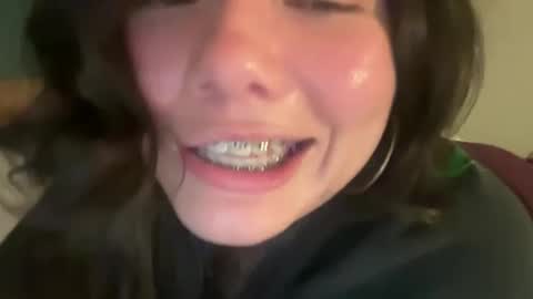 ava online show from 22, 3, 2026