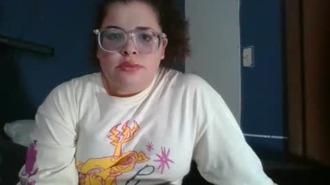 Snapshot of babyelle0 chatting on 1, 12, 2024 Your Highness Elle online show from 1, 12, 2024