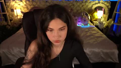 Sasha online show from 7, 6, 2026