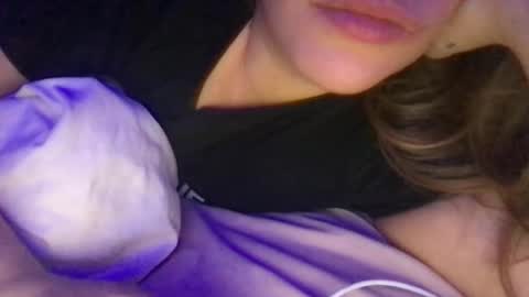 babyhoney333 online show from 23, 12, 2025