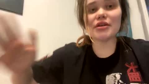 babymeow17 online show from 9, 5, 2026