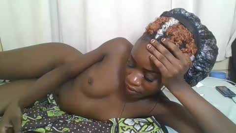 Snapshot of babyrozillah chatting on 6, 3, 2025 PRISCILLAH online show from 6, 3, 2025