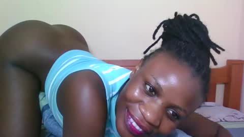 Snapshot of babyrozillah chatting on 18, 10, 2025 PRISCILLAH online show from 18, 10, 2025