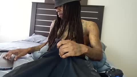 Snapshot of bad_dawgg chatting on 19, 1, 2026 rastafaria online show from 19, 1, 2026