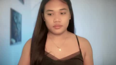 AMARA - FOLLOW ME AND THUMBS UP online show from 6, 8, 2026