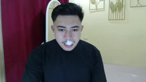 Snapshot of badboy_hanns chatting on 8, 12, 2024 HANNS online show from 8, 12, 2024