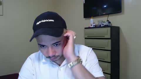 Snapshot of badboy_hanns chatting on 1, 1, 2025 HANNS online show from 1, 1, 2025