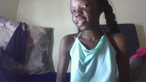 baddie_floxxy online show from 29, 4, 2026