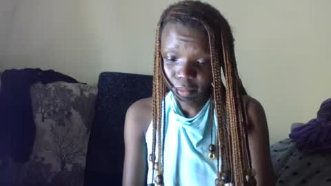 baddie_floxxy online show from 27, 7, 2026