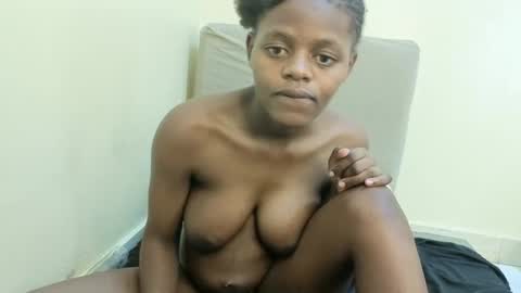 Snapshot of bads_girles chatting on 20, 2, 2026 bads_girles online show from 20, 2, 2026