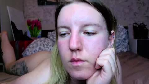 holly online show from 3, 5, 2026