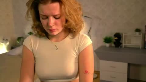 Snapshot of bambi_bimboo chatting on 20, 7, 2026 Mila online show from 20, 7, 2026