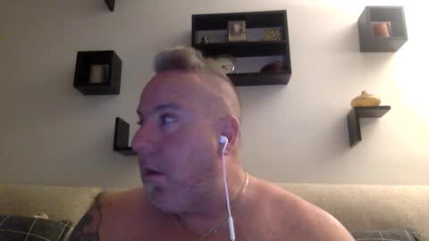 banana5289 online show from 22, 4, 2026