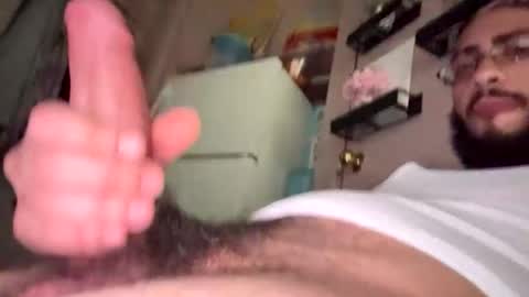 Snapshot of bandzz2333 chatting on 15, 4, 2026 bandzz2333 online show from 15, 4, 2026