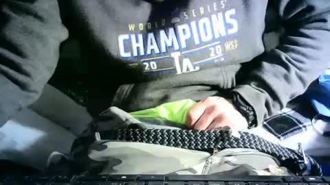 Snapshot of banginondadrumsalldaylong chatting on 15, 12, 2024 banginondadrumsalldaylong online show from 15, 12, 2024