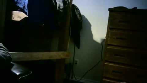 Snapshot of banginondadrumsalldaylong chatting on 5, 1, 2025 banginondadrumsalldaylong online show from 5, 1, 2025