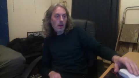 Snapshot of bangintoleather chatting on 14, 10, 2025 bangintoleather online show from 14, 10, 2025