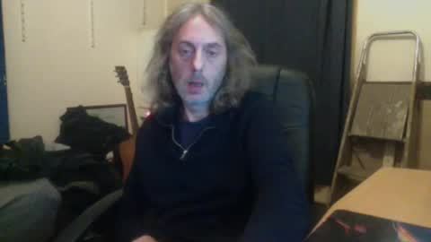 Snapshot of bangintoleather chatting on 26, 10, 2025 bangintoleather online show from 26, 10, 2025