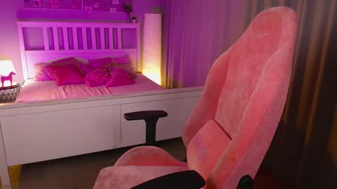 Snapshot of barbara_brylska chatting on 15, 9, 2025 Barb online show from 15, 9, 2025