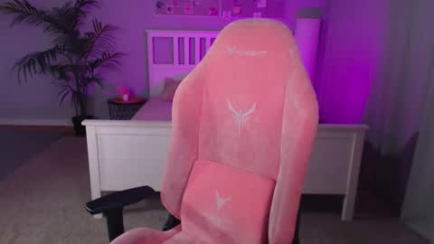 Snapshot of barbara_brylska chatting on 16, 10, 2025 Barb online show from 16, 10, 2025