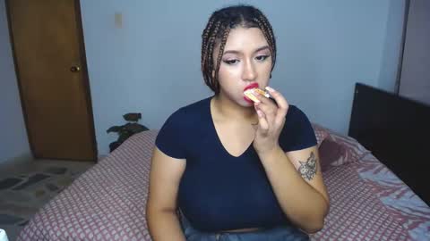 Snapshot of barbara_holmess chatting on 29, 12, 2024 Barbie online show from 29, 12, 2024