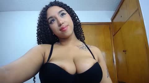 Snapshot of barbara_holmess chatting on 9, 2, 2025 Barbie online show from 9, 2, 2025