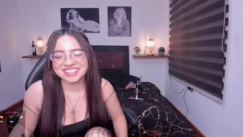 Snapshot of barbara_joness chatting on 12, 9, 2025 Barbara online show from 12, 9, 2025