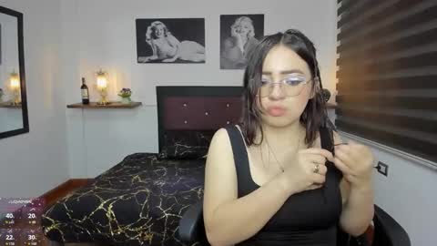 Snapshot of barbara_joness chatting on 17, 10, 2025 Barbara online show from 17, 10, 2025