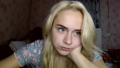 Snapshot of barbie___girl chatting on 16, 11, 2025 barbie___girl online show from 16, 11, 2025