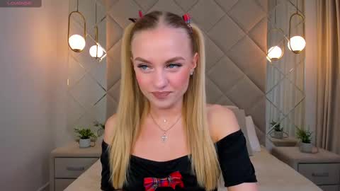 Snapshot of barbie_lis chatting on 5, 3, 2025 LisGTM2 Mon-Thu Sat 0100am-0700am online show from 5, 3, 2025